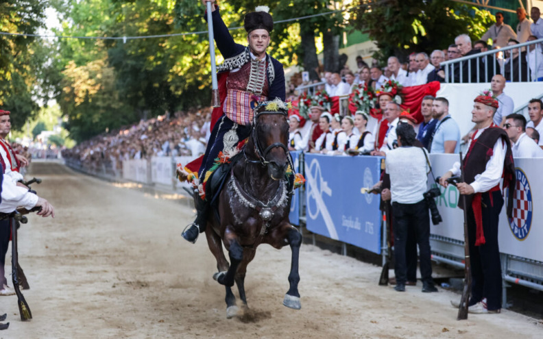Alkar Frano Talaja slavodobitnik 310. Sinjske alke