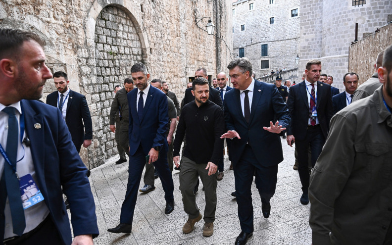 Plenković: Mir u Ukrajini jedino uz teritorijalnu cjelovitost zemlje