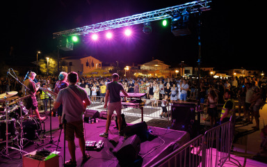 FOTO TBF priredio večer za pamćenje na rivi u Petrčanima