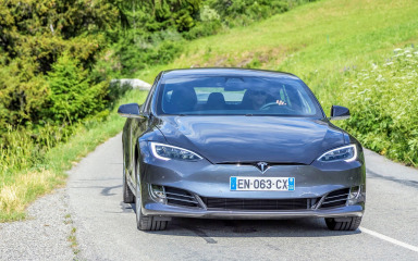 Većina kupaca i dalje ne razmišlja o kupnji električnog automobila