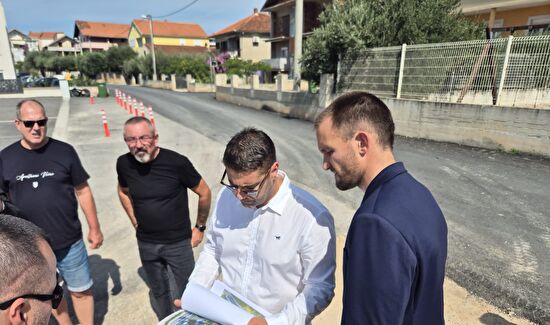 Gradonačelnik Erlić obišao radove na Plovaniji