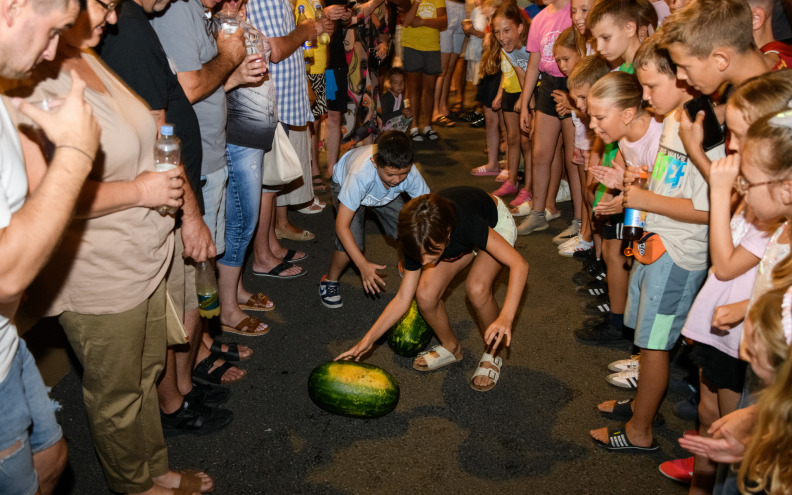[FOTO] Vrške ćakule u mjesto donijele odličnu zabavu, evo kako je bilo