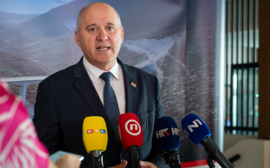 Bačić (HDZ): Nije realno da ćemo do 12. listopada izabrati tri ustavna suca