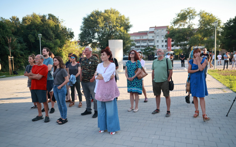Poznati publicist o performansu u Benkovcu: 'Nemojmo to zvati umjetnošću. Čovjek u tačkama te kamenčiće...'
