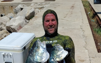 Dva trofeja u sat vremena