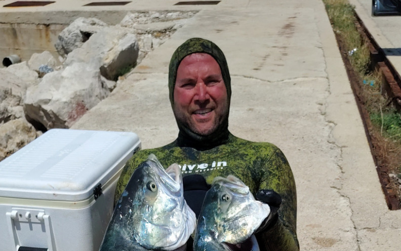 Dva trofeja u sat vremena