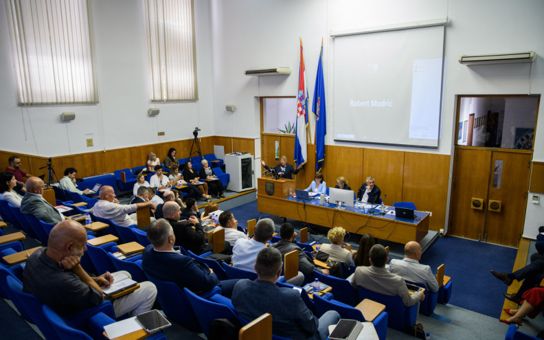 Tri zadarske gradske tvrtke dobile zeleno svjetlo za kredite, donosimo iznose