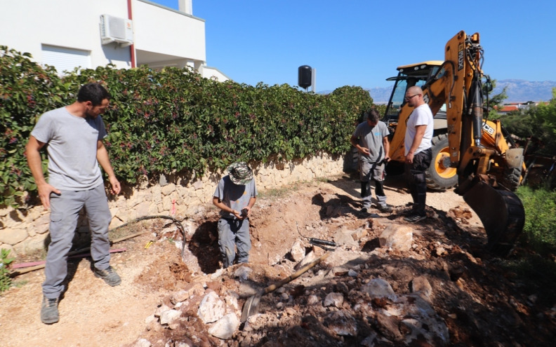 U svjetlu donesenog proračuna nova javna rasvjeta u Radnjači