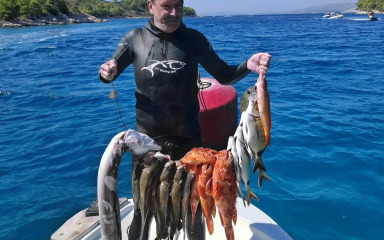 Državni prvak u podvodnom ribolovu: ‘Tek nakon sati i sati provedenih u moru dolazi – nos za ribu’