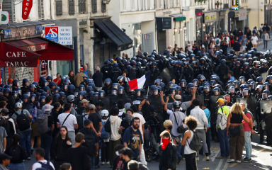 Veliki prosvjedi protiv štednje u Francuskoj