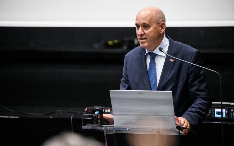 Ministar Bačić u Zadru: ‘Želimo balansirati između očuvanja i razvoja Jadrana’