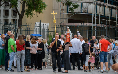 Počinje 40 dana bdijenja pred zadarskim rodilištem: ‘Žene se ponekad nagovara na pobačaj’