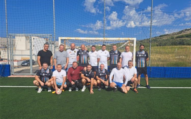 Policijski službenici PP Belišće u posjeti policijskim službenicima PP Pag