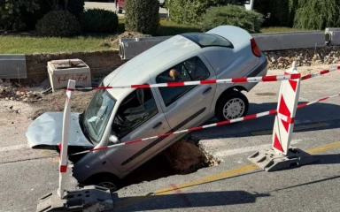 Vozačica u Šibeniku autom upala u rupu, teško je ozlijeđena