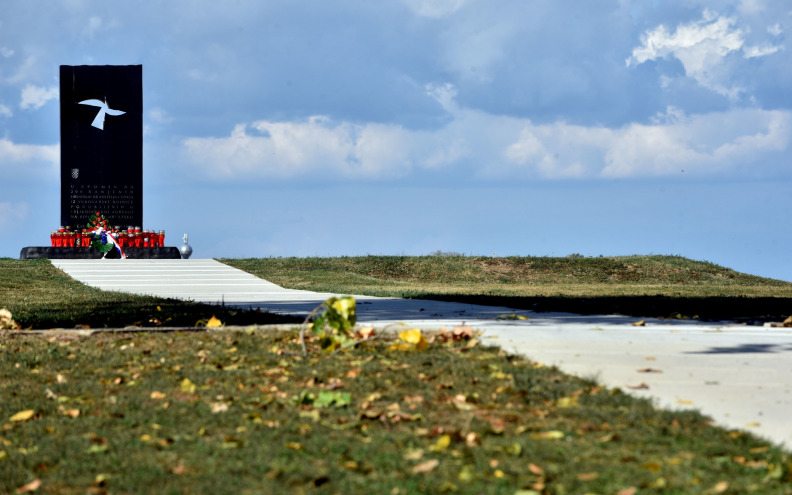 Na Ovčari kod Vukovara otkrivena nova masovna grobnica