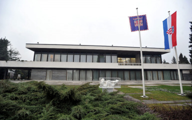 Priveden muškarac koji je pokušao upasti u Ured Predsjednika