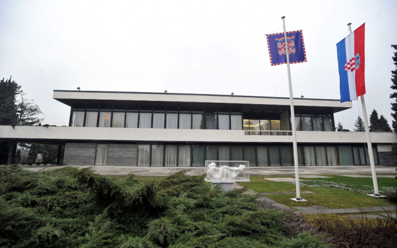 Priveden muškarac koji je pokušao upasti u Ured Predsjednika