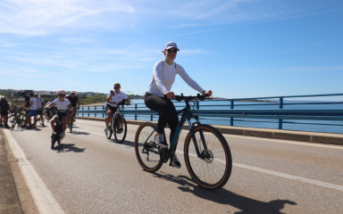 [FOTO] Održano 39. izdanje tradicionalne biciklijade od Zadra do Vira
