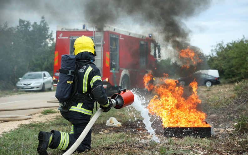 U Debeljaku demonstrirana spremnost žurnih službi Zadarske županije
