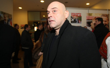 Preminuo poznati hrvatski novinar Robert Valdec