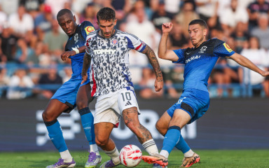 Nogometaši Varaždina nanijeli Hajduku prvi poraz