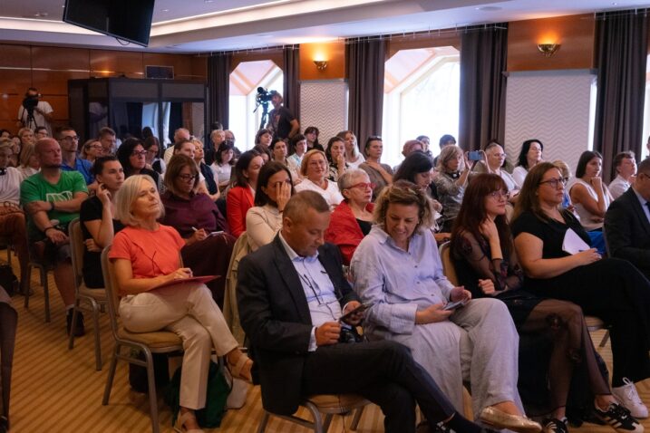 Predstavljen plan za uvođenje seksualne edukacije u škole