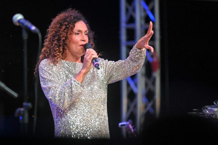 Ivana Banfić ima novu pjesmu koju potpisuje autor legendarne “Šumice”