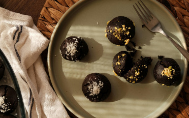 Ove zdrave čokoladne kuglice gotove su u samo 15 minuta