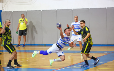 Zadar 1954 prvi nakon dva kola, 11 golova Luke Kneževića