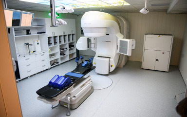 Nabavljeni moderni linearni akceleratori, a zaboravilo se na stručni kadar