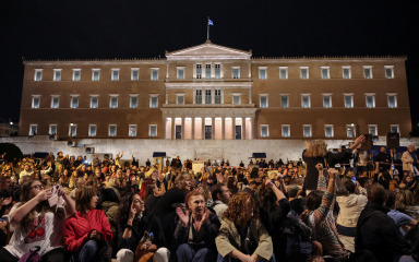 Grčka vlada planira uvesti 13-satni radni dan! Planirani opći štrajkovi