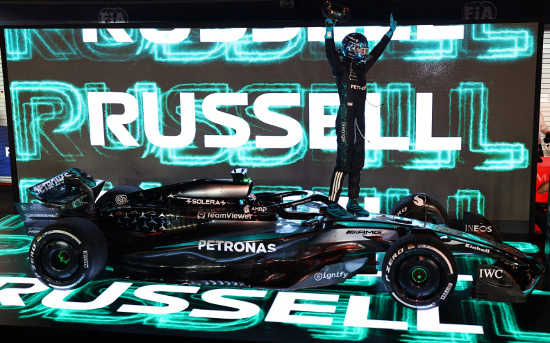 Pobjeda Russella, trijumf McLarena među konstruktorima