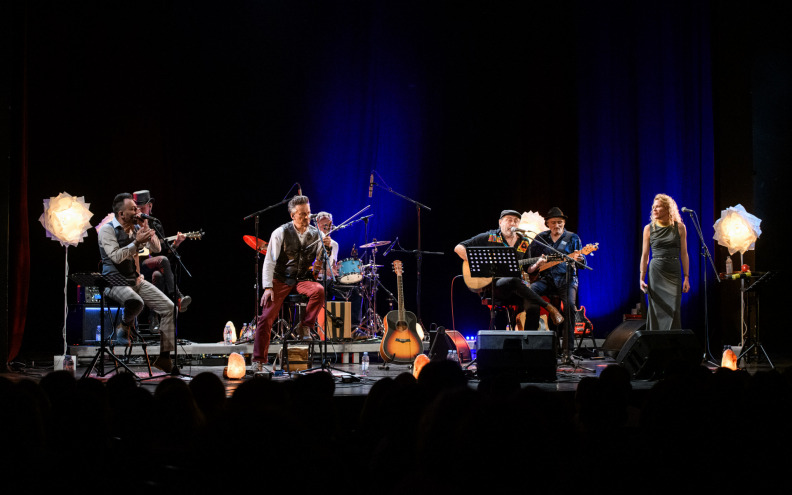 [FOTO] Intimni koncert Zabranjenog pušenja oduševio Zadrane