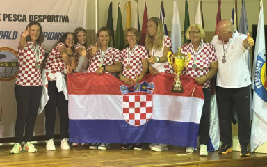 Tea Sikirić treći put postala svjetska prvakinja, Hrvatska ekipno treća s obale