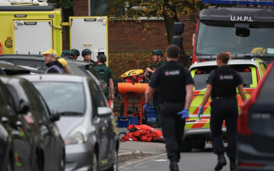 Četvero ozlijeđenih u napadu ispred sinagoge u Manchesteru