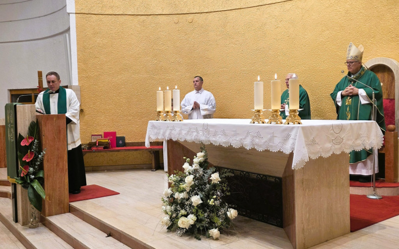 Belafuža postaje središte Trajnog euharistijskog klanjanja Zadarske nadbiskupije