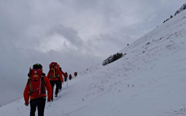 STRUČNJACI O TRAGEDIJI: “Lavina može biti kobna i za najiskusnije planinare. Kako ju predvidjeti?”