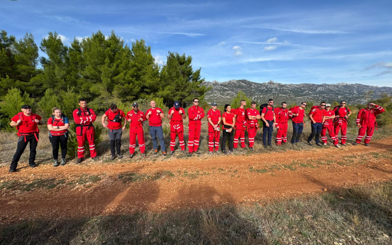 HGSS u Starigradu obučavao nove spašavatelje