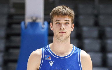 KK Zadar višegodišnji ugovor s talentiranim košarkašem Karlom Obradovićem