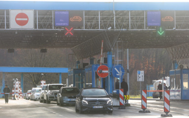 Novi sustav kontrole na graničim prijelazima usporavao putnike