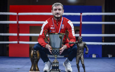 Petar Krešimir Knežević najbolji boksač 11. ‘Memorijala Marka Bošnjaka’