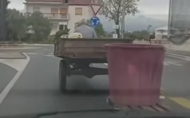 ‘IMA OSJEĆAJ ZA…’ Video iz Vrsi osvojio internet: ‘Više vridi ovo pogledat nego bilo što drugo’