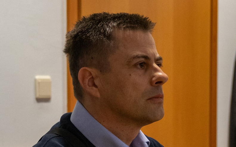 Hrvoje Bašić želi sjediti u dvije direktorske fotelje. Treba mu odobrenje Povjerenstva