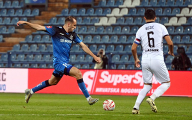 Nevjerojatan Slaven Belupo razbio Varaždin u gostima i opasno zaprijetio Lokomotivi!