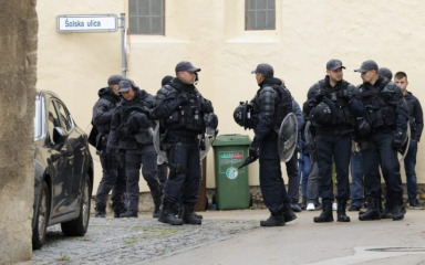 Ubojica oca iz Novog Mesta danas pred istražnim sucem