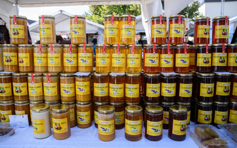 Vlada ograničila cijenu meda pa proizvođači pokušavaju nadmudriti sustav: Radije će platiti kaznu nego…