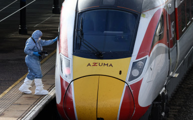 Engleska policija samo jednog muškarca smatra osumnjičenim