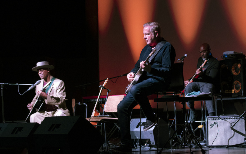 Istina, blues i zajedništvo: Globalni griot iz New Yorka oduševio zagrebačku publiku