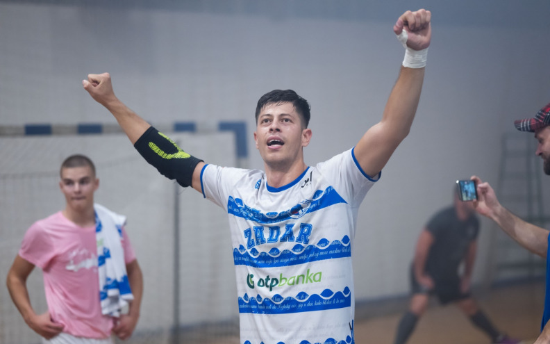 NEOSVOJIVE MOCIRE Rukometaši Zadra u novoj drami sredili Kozalu