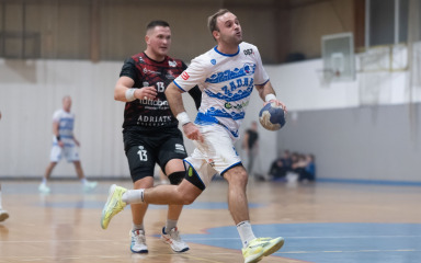 Zadar 1954 slavio na teškom gostovanju kod Splita